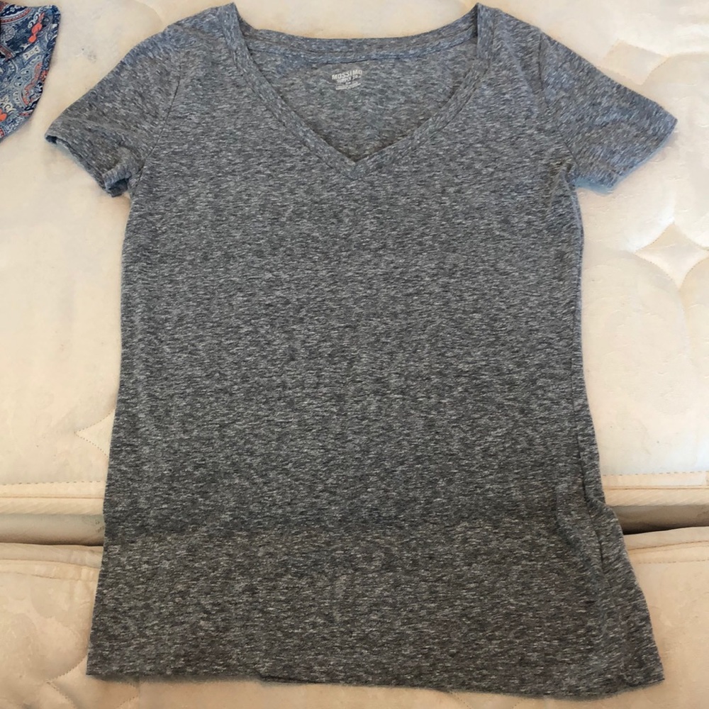 Target size small grey V-Neck